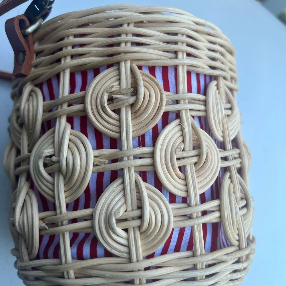 Anthropologie Woven Basket Mini Bag NWOT Rattan, Cotton lining Red/White cross - Picture 5 of 16